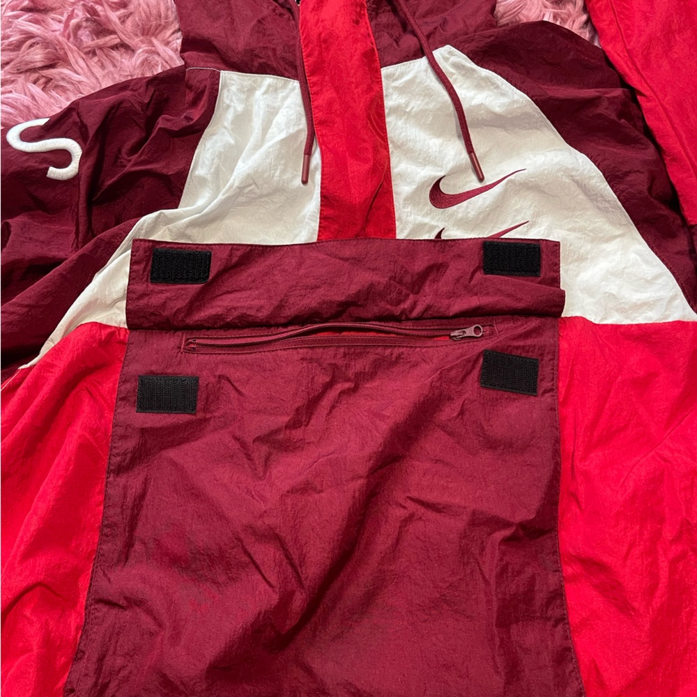 Nike pullover rain jacket - Picture 7 of 8